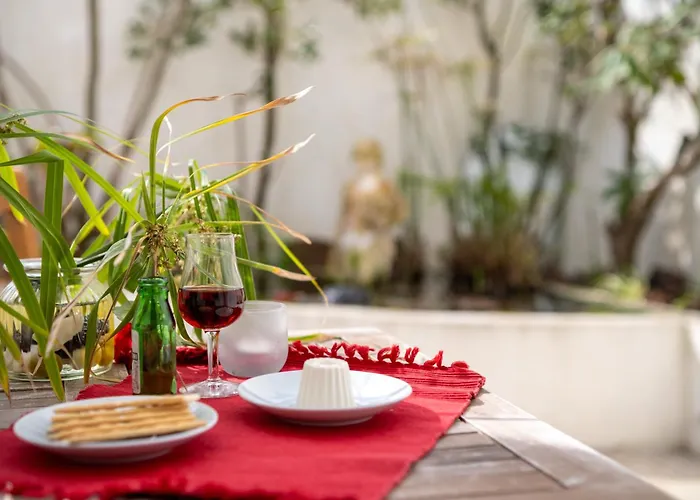 Friends'house - Azores לאגואה